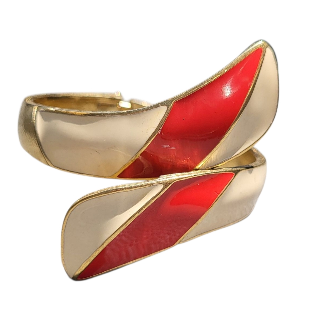 Vintage Trifari Enamel Cuff Bracelt